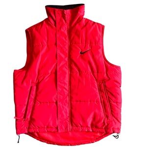 USA-made Nike Women’s Puffer Vest w/ Packable Hood - Size XL -